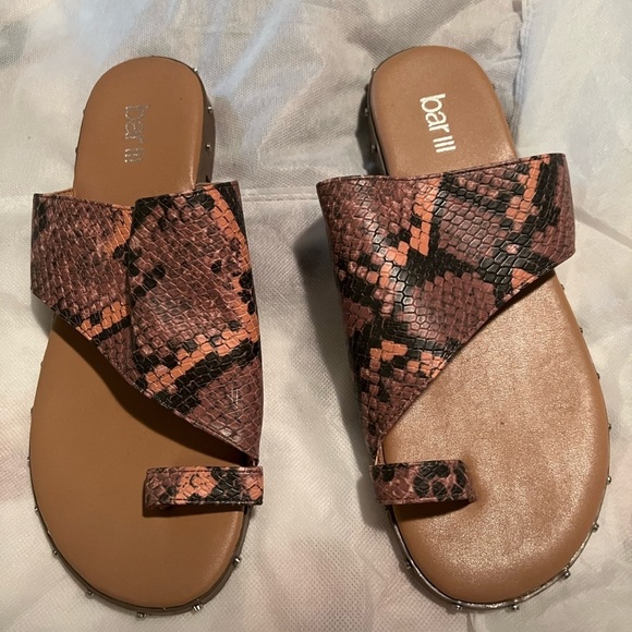 bar III Womens Hattiep Faux Leather Toe Loop Slide Sandals - Picture 1 of 1